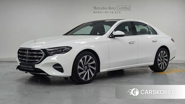 Mercedes-Benz E-Class W214 2025 Белый из Кореи