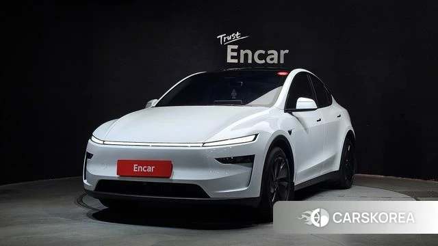 Tesla Model Y 2025 Белый из Кореи