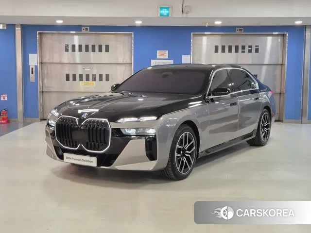 BMW 7 Series (G70) 2025 Серый из Кореи