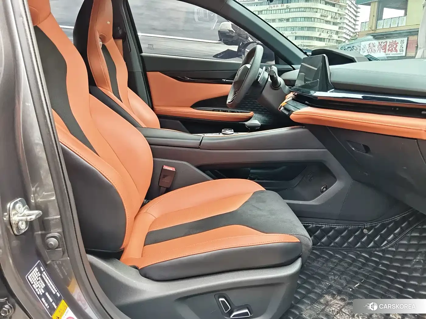 Chang'an UNI-V 2023 Silver/gray из Китая