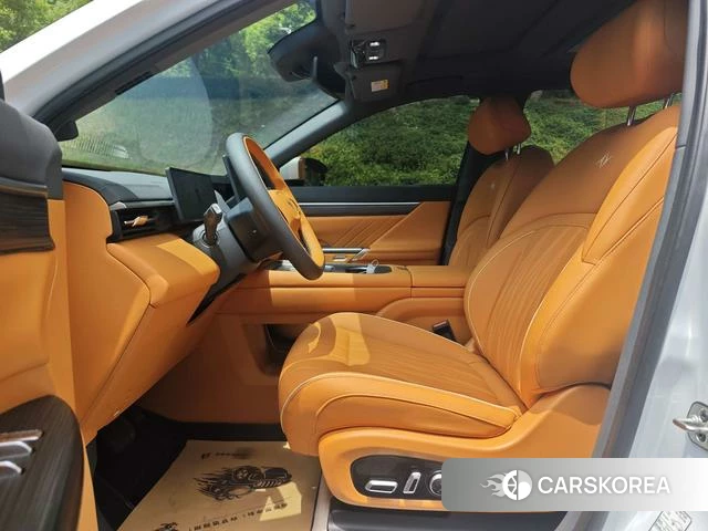 Dongfeng Yipai Yipai 008 2025 Белый из Китая