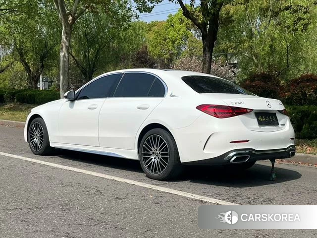 Mercedes-Benz Class C 2024 Белый из Китая