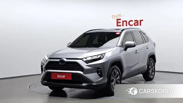 Toyota RAV4 5th Generation 2023 Серебряный из Кореи