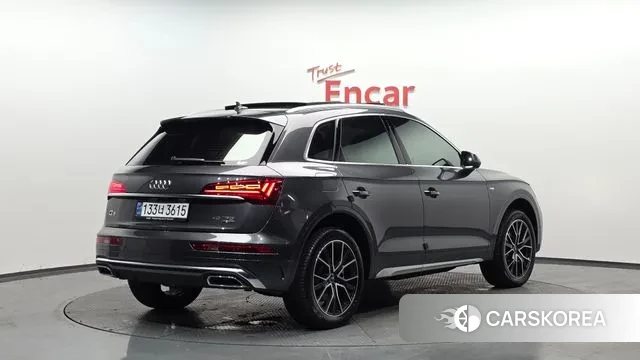 Audi Q5 (FY) 2024 Серый из Кореи