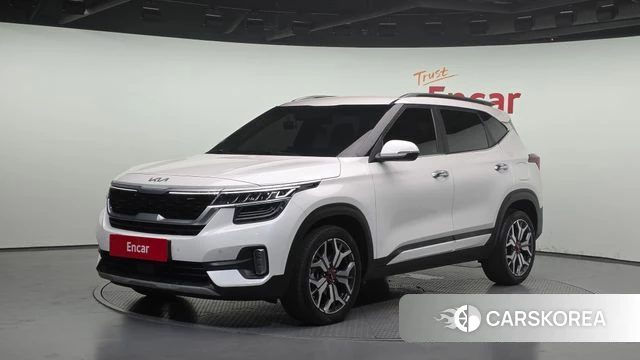 Kia Seltos 2021 Белый из Кореи