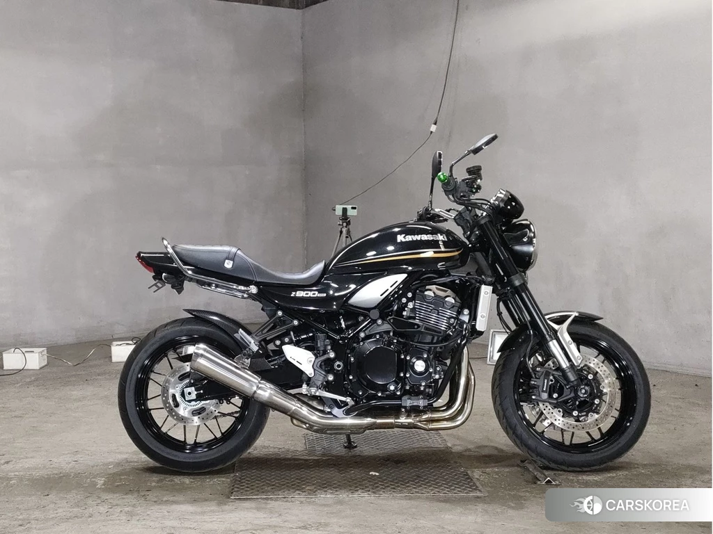 Проданный Kawasaki Z900RS 2018 из Японии