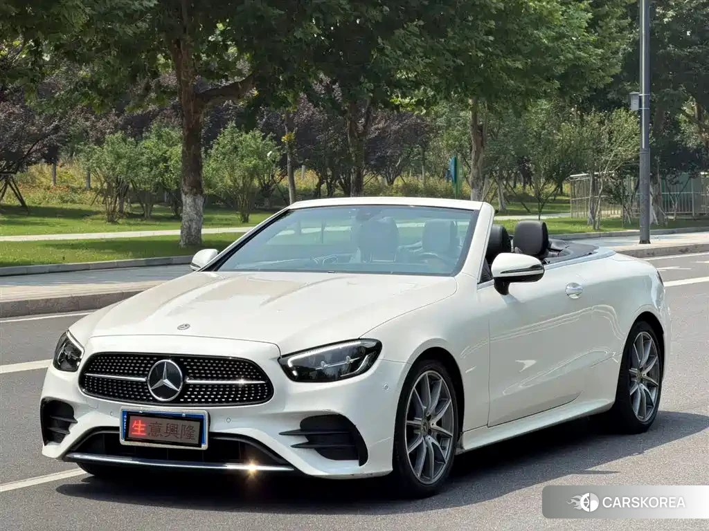 Mercedes-Benz E-Class 2022 Белый из Китая