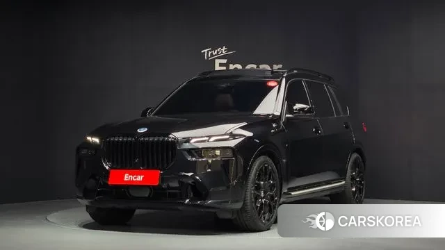 BMW X7 (G07) 2024 Черный из Кореи