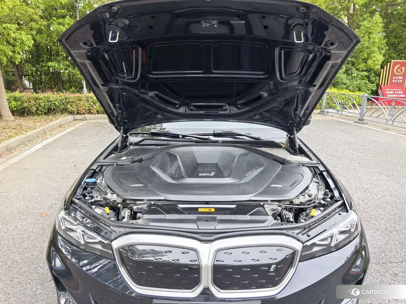 BMW i3 2024 Черный из Китая