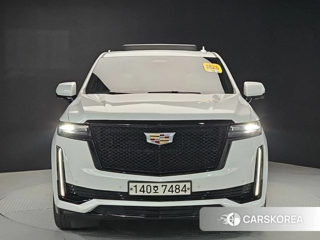 Cadillac Escalade 5th Generation 2021 Белый из Кореи