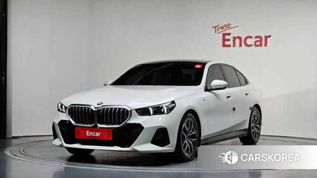 BMW 5 Series (G60) 2025 Белый из Кореи
