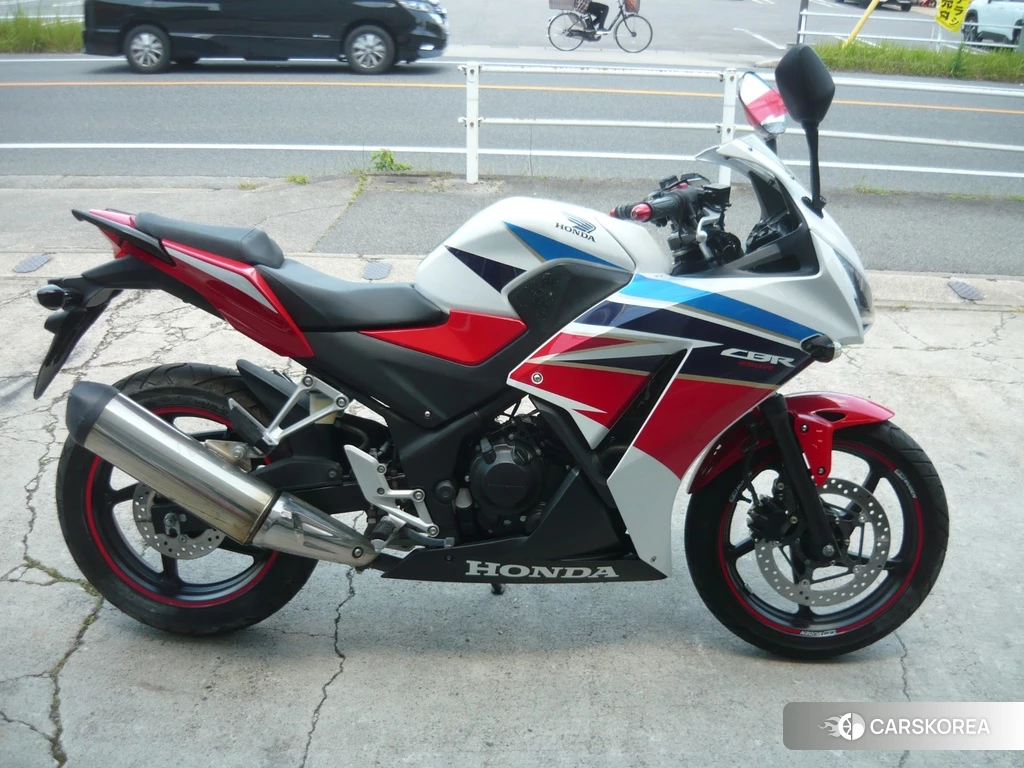 Проданный Honda CBR250R 2016 из Японии