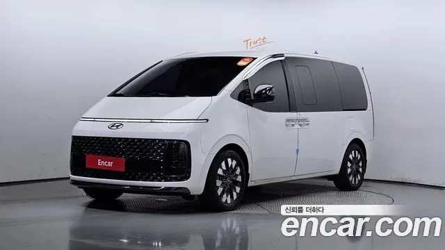 Hyundai Staria 2022 Белый из Кореи