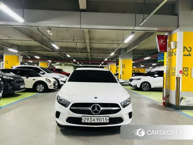 Mercedes-Benz A-Class W177 2019 Белый из Кореи