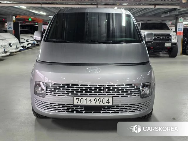 Hyundai Staria 2024 Серебряный из Кореи