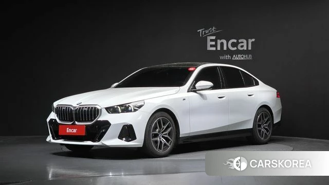 BMW 5 Series (G60) 2025 Белый из Кореи