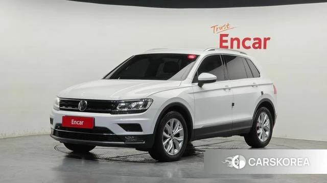 Volkswagen Tiguan second Generation 2018 Белый из Кореи