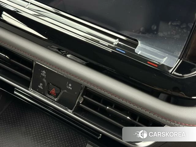 Volkswagen Tourang 2023 Темно-серый из Китая
