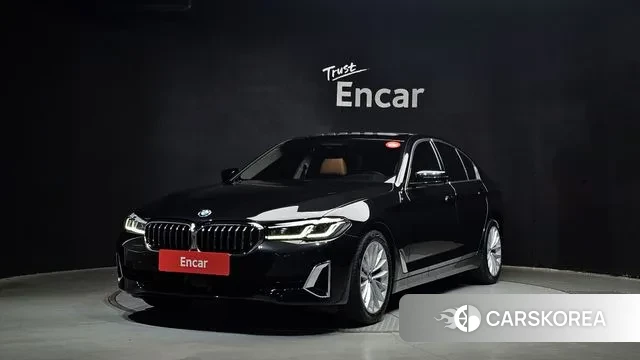 BMW 5 Series (G30) 2023 Черный из Кореи