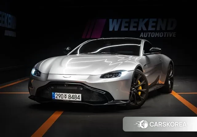 Aston Martin Vantage 2nd Generation 2019 Серебряный из Кореи