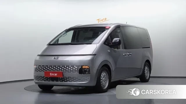 Hyundai Staria 2021 Серебряный из Кореи
