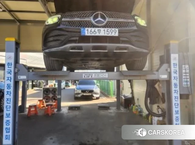 Mercedes-Benz GLC-Class X253 2023 Черный из Кореи