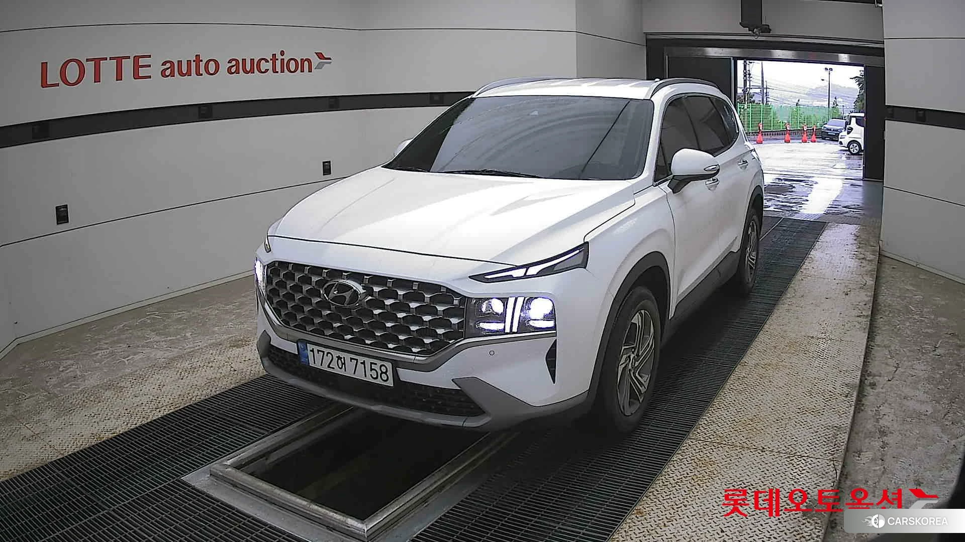 Hyundai Santa Fe 2023 Creamy White Pearl (optional) из Кореи