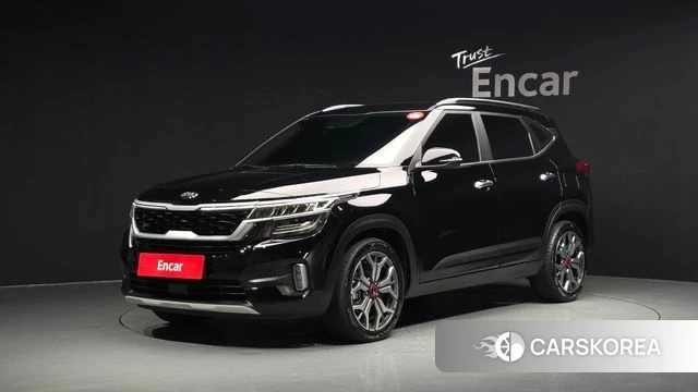 Kia Seltos 2021 Черный из Кореи