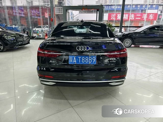 Audi A6L 2023 Черный из Китая