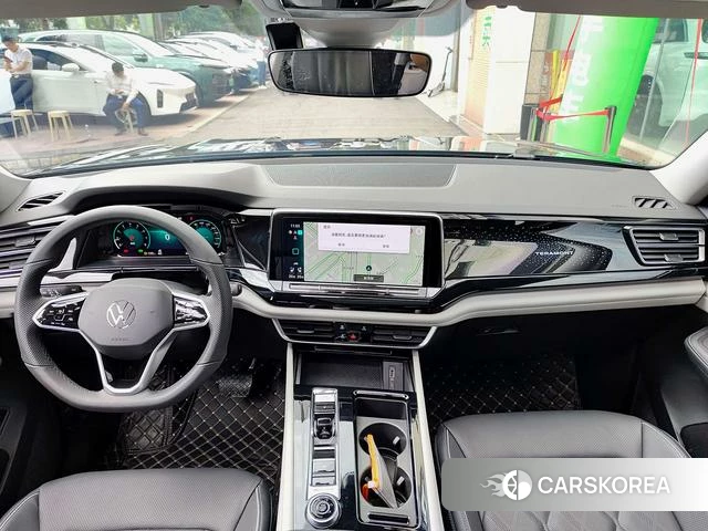 Volkswagen Tourang 2024 Черный из Китая
