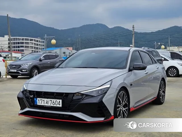 Hyundai Avante (CN7) 2022 Серебристо-серый из Кореи