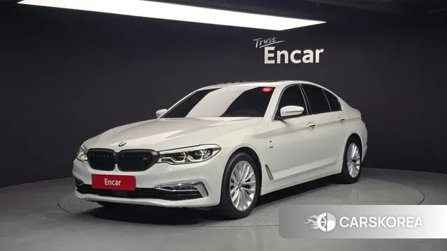 BMW 5 Series (G30) 2018 Белый из Кореи
