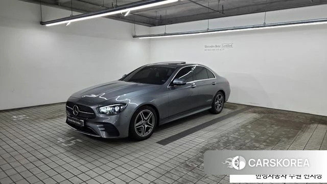 Mercedes-Benz E-Class W213 2023 Серый из Кореи