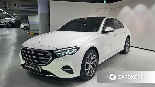 Mercedes-Benz E-Class W214 2025 Белый из Кореи