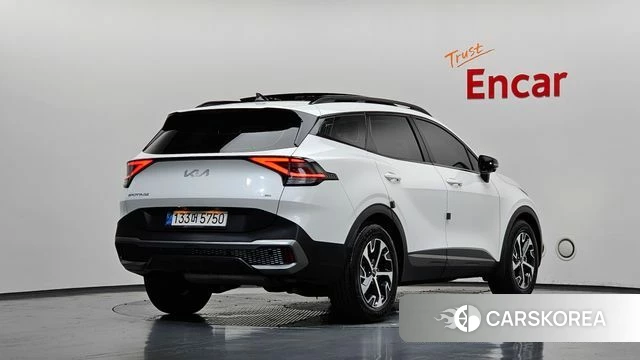 Kia Sportage 5th Generation Hybrid 2022 Белый из Кореи