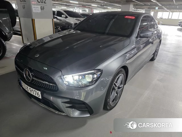 Mercedes-Benz E-Class W213 2023 Серый из Кореи