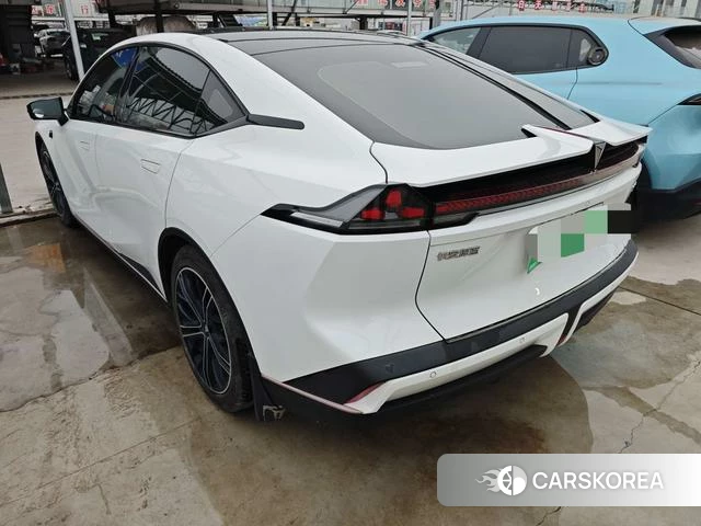 Dark blue car Dark blue SL03 2022 Белый из Китая