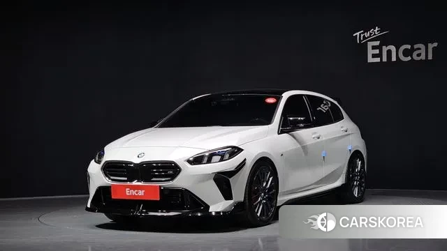 BMW 1 Series (F70) 2025 Белый из Кореи