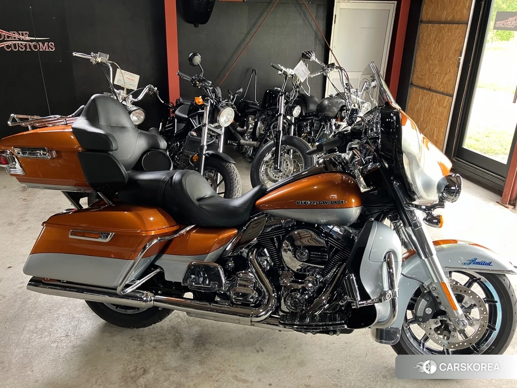 Проданный Harley-Davidson Electra Glide FLHTK1690 2014 из Японии, фото 2