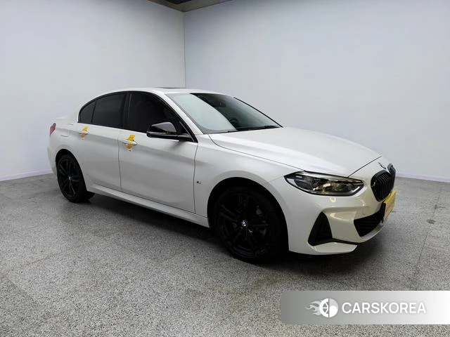 BMW 1 series 2023 Белый из Китая