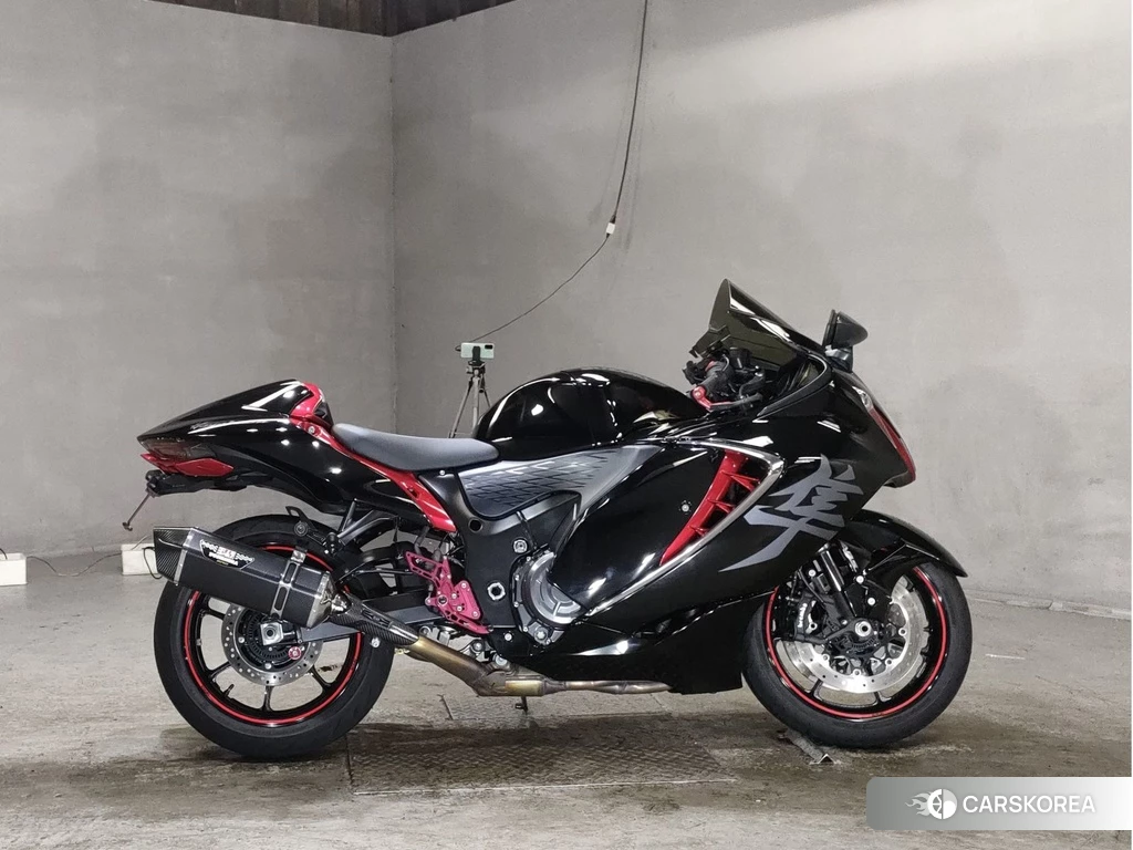 Проданный Suzuki GSX1300R HAYABUSA 2021 из Японии