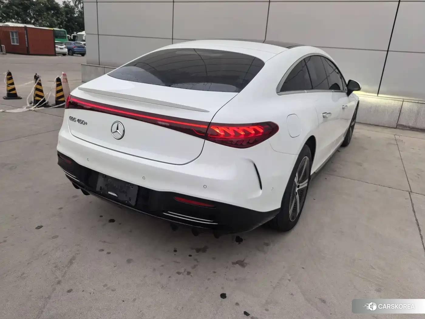 Mercedes-Benz EQS 2024 Белый из Китая