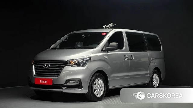 Hyundai The New Grand Starex 2018 Серебристо-серый из Кореи