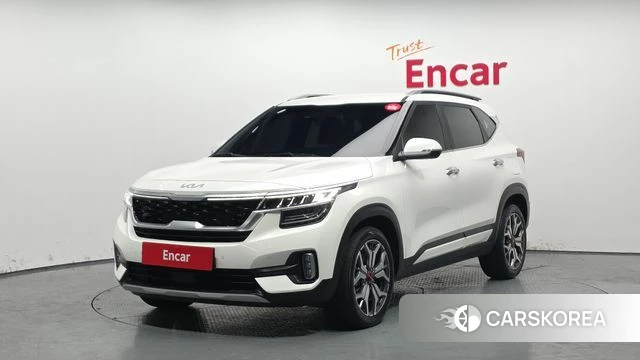 Kia Seltos 2022 Белый из Кореи