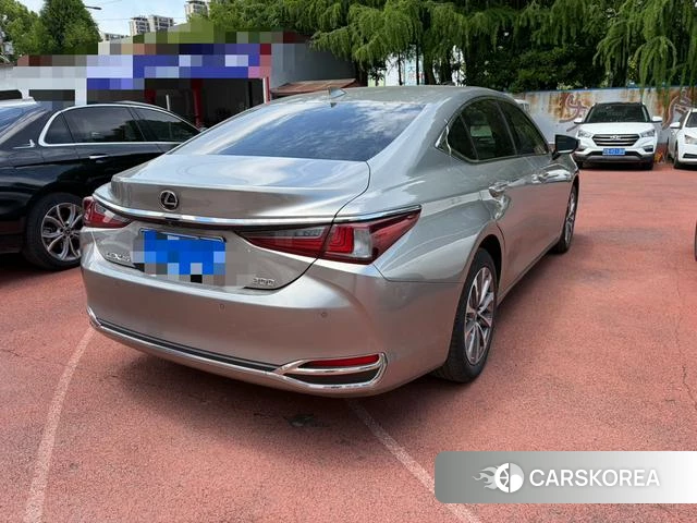 Lexus ES 2022 Другой из Китая
