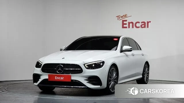 Mercedes-Benz E-Class W213 2021 Белый из Кореи