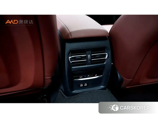 BMW 3 series 2024 Черный из Китая
