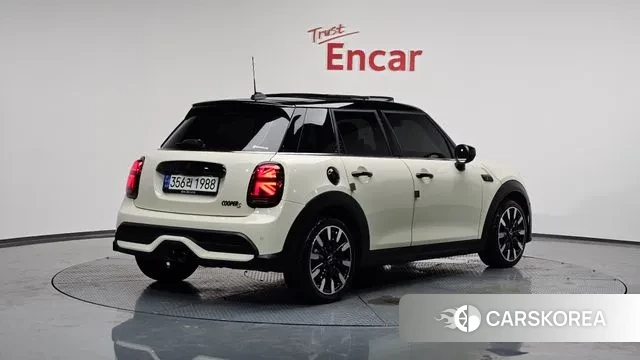 Mini Cooper S 2021 Жемчужный цвет из Кореи