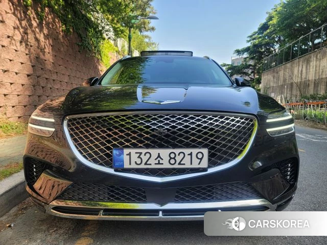 Genesis GV70 2023 Черный из Кореи