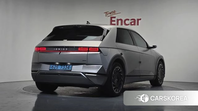 Hyundai Ionic 5 2022 Серебристо-серый из Кореи